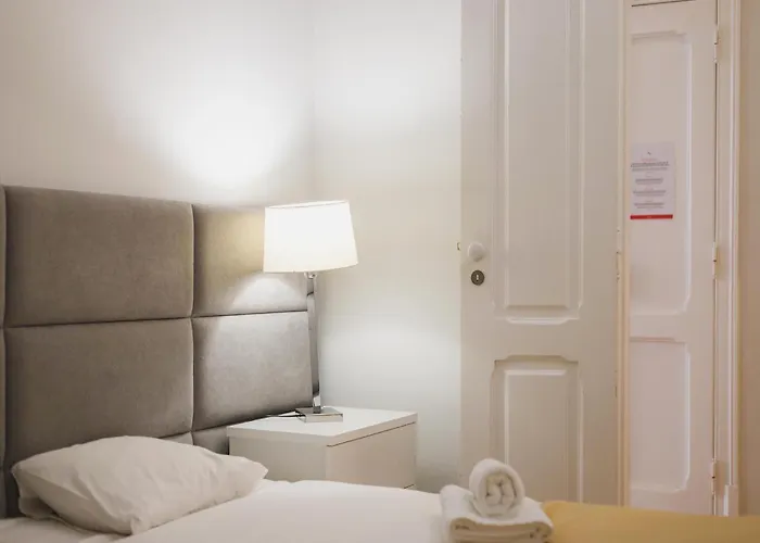 Akicity Marques Crimson Lisbon