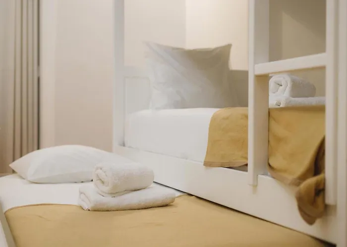 Akicity Marques Crimson * Lisboa