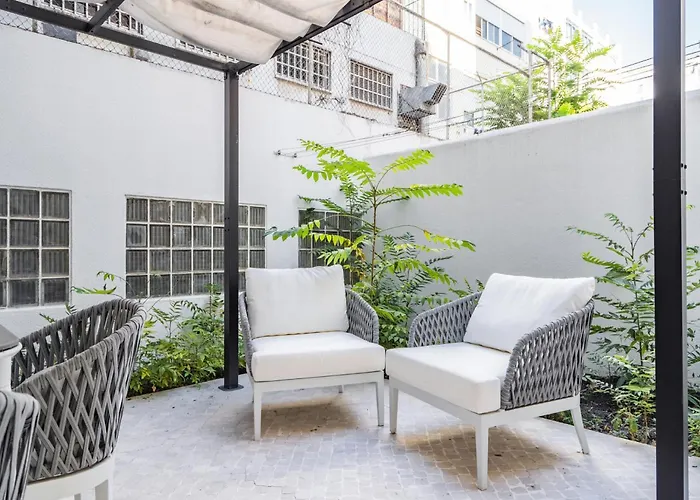 Akicity Marques Crimson