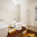 Akicity Marques Crimson Apartment Lisbon