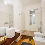 Apartment Akicity Marques Crimson