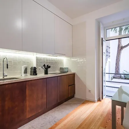 Akicity Marques Crimson Апартаменты Лиссабон