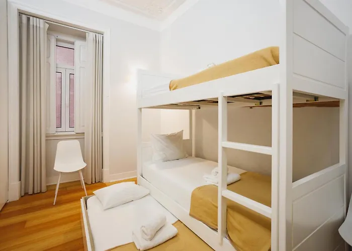 Akicity Marques Crimson